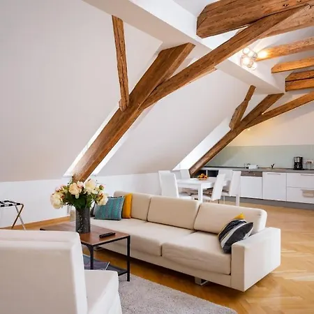 Opatovicka 9 * Prague